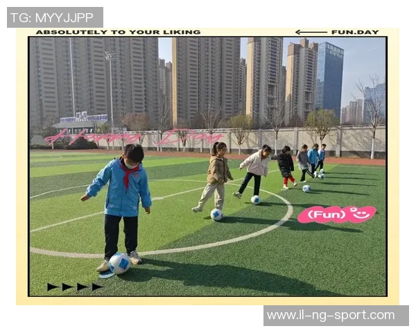 掌握足球基本动作名称提升球技的关键要素与训练方法解析